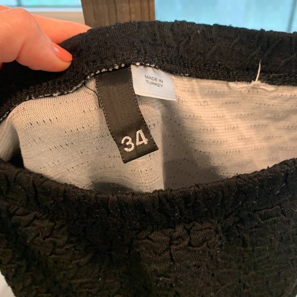 Black H&M Mini-Skirt - Picture 3 of 5